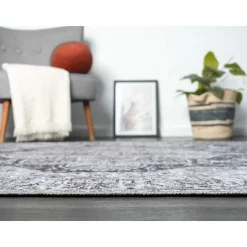 5 x 7 ft Rug Black / Blue