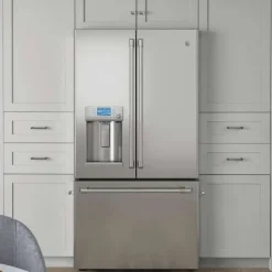 GE Café CAFE 22.2 Cu Ft 36 In Refrigerator Bottom Freezer, French door - CYE22TP2MS1 Stainless Steel Hot