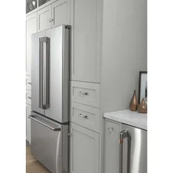 GE Café CAFE 23.1 Cu Ft 36 In Refrigerator Bottom Freezer, French door - CWE23SP2MS1 Stainless Steel Outlet