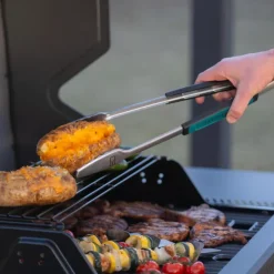 CHARBROIL Propane Gas Grill with 4 Burners - 36 000 BTU Black