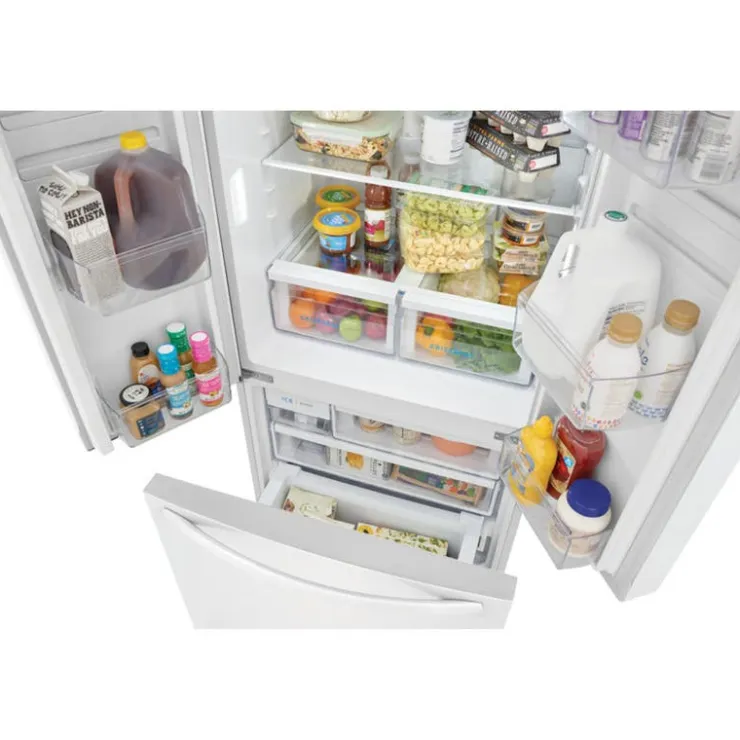 Frigidaire 18 Cu ft 32 In Refrigerator Bottom Freezer, French door - FRFG1723AW White Outlet
