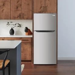 Frigidaire 18 Cu Ft 30 In Refrigerator Top Freezer - FRTE1835AV Stainless New