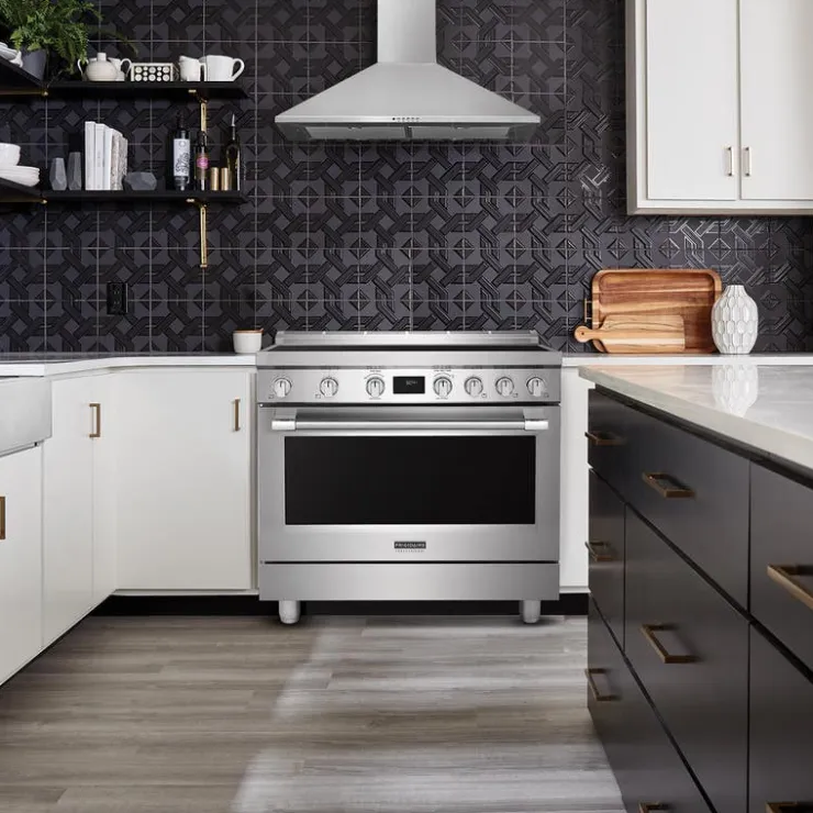 Frigidaire Professional Range 36" Electric Gas - PCFI3670AF Stainless Outlet
