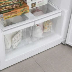 GE Appliances GE 21,7 Cu Ft Freezer , Vertical, 33