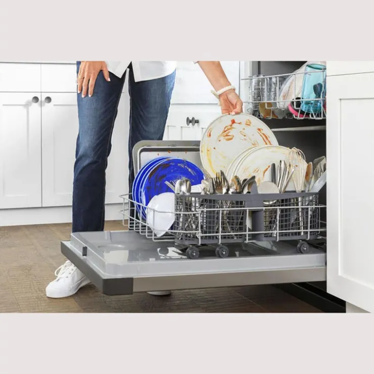 GE Appliances GE Dishwasher Built-In 24" 59dB - GDF511PGRBB Black New