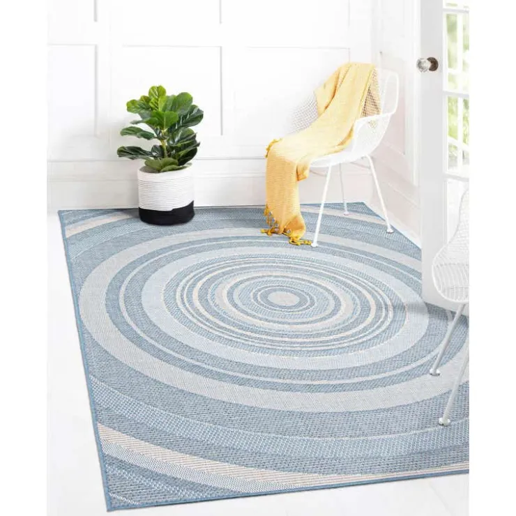 Indoor or Outdoor Rug - 5 x 7 Light Blue
