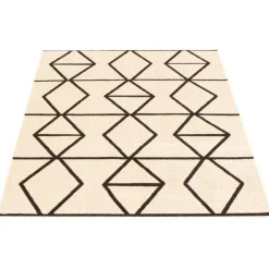Indoor Rug - 5 x 7 Ivory/Brown