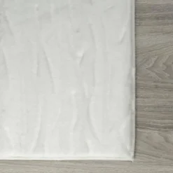 Indoor Rug - 6x9 White Clearance