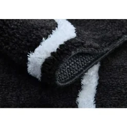 Indoor Rug - 8x10 Black / White Outlet