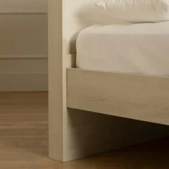 Meubles South Shore Queen Bed with 2-Drawer Storage and Headboard (60") - South Shore Outlet