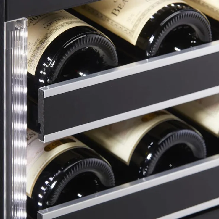 Danby SILHOUETTE Wine Cooler 24 in 24" - SRVWC050R-SS Black New